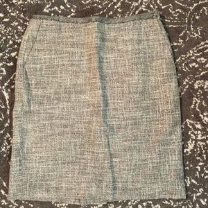 Ann Taylor skirt with pockets